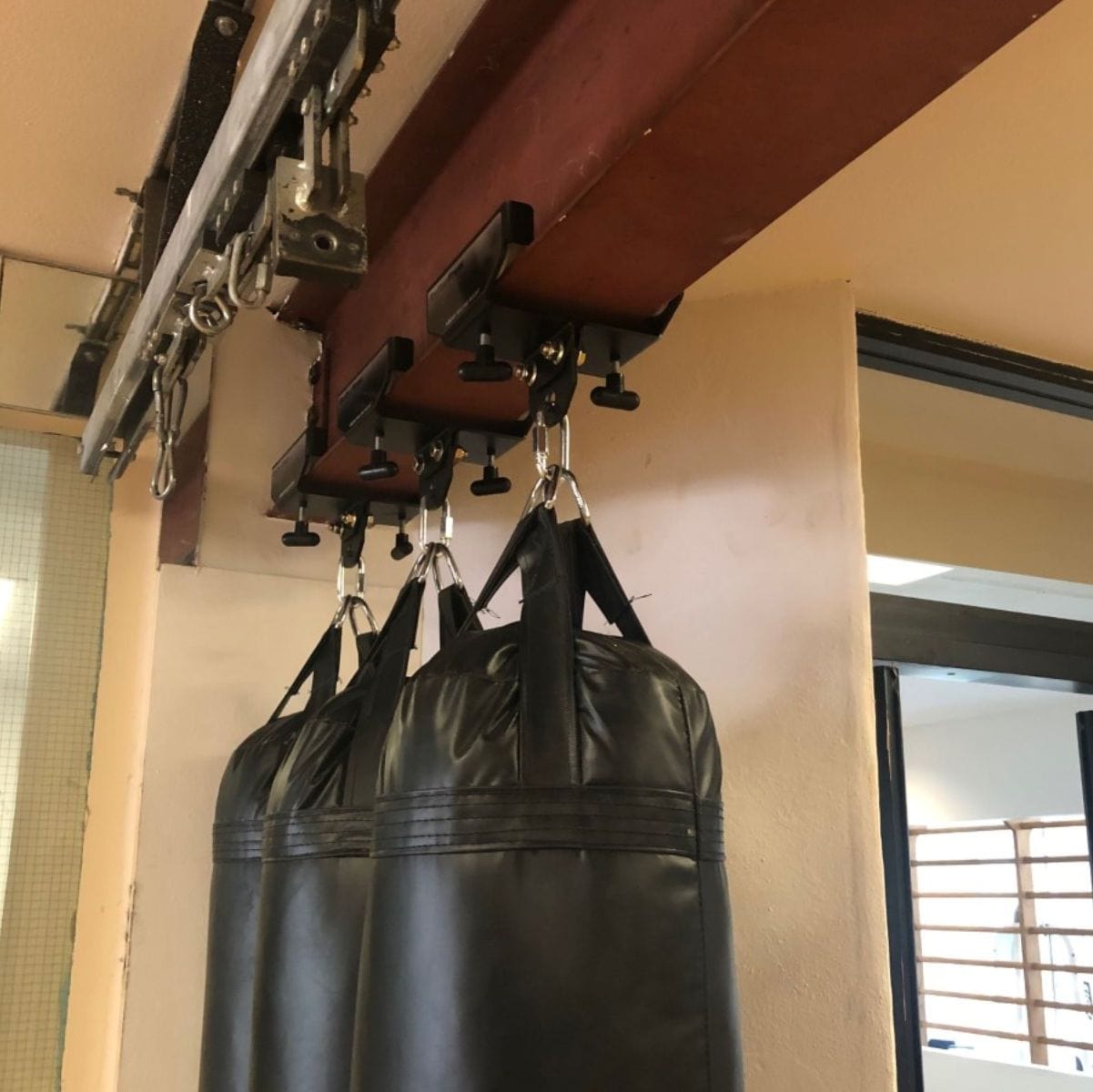 Aoneky Wood Beam Heavy Bag Hanger - Ceiling Mount India