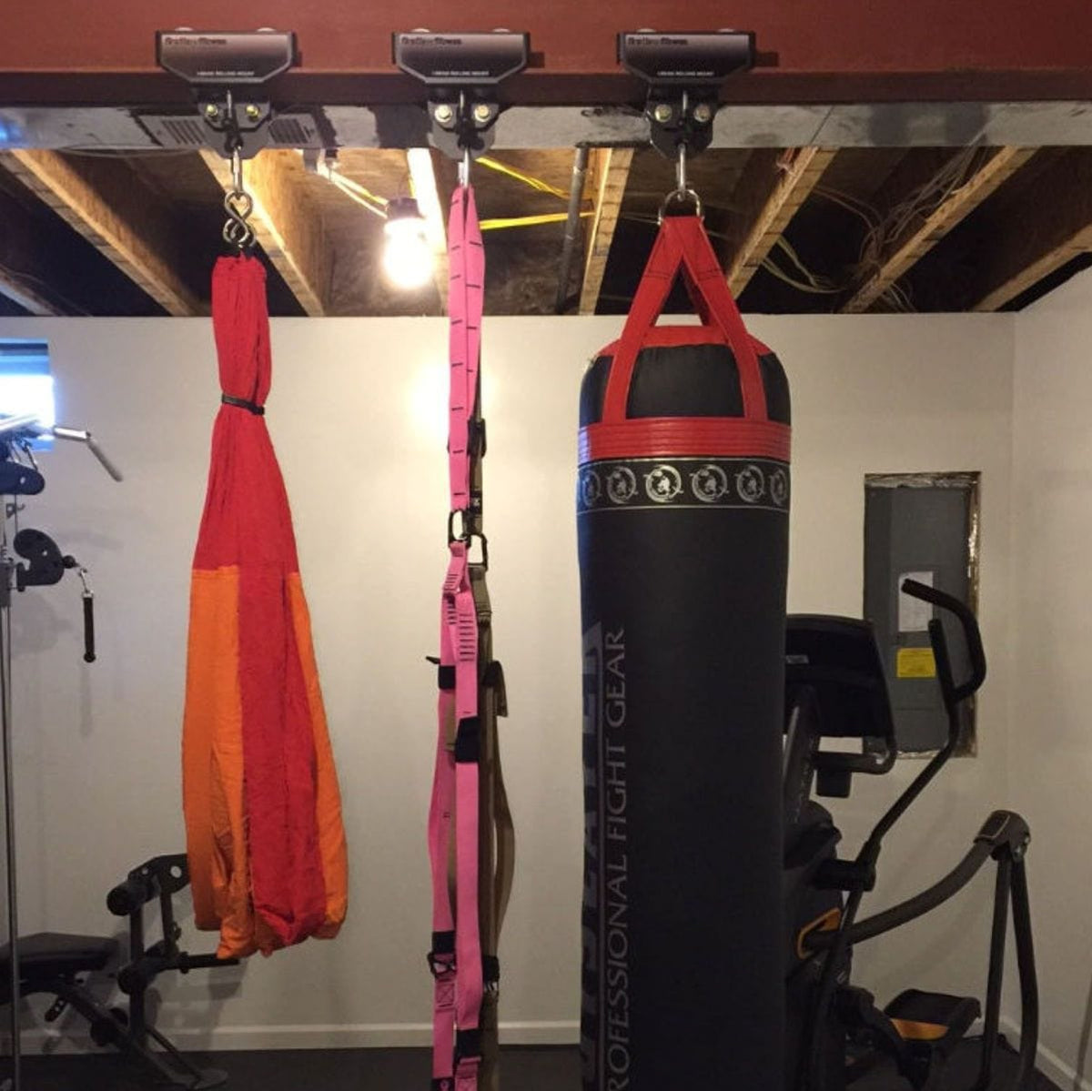 Amazon.com : Firstlaw Fitness I-Beam Rolling Punching Bag Mount - (Select -  Black - 3.5