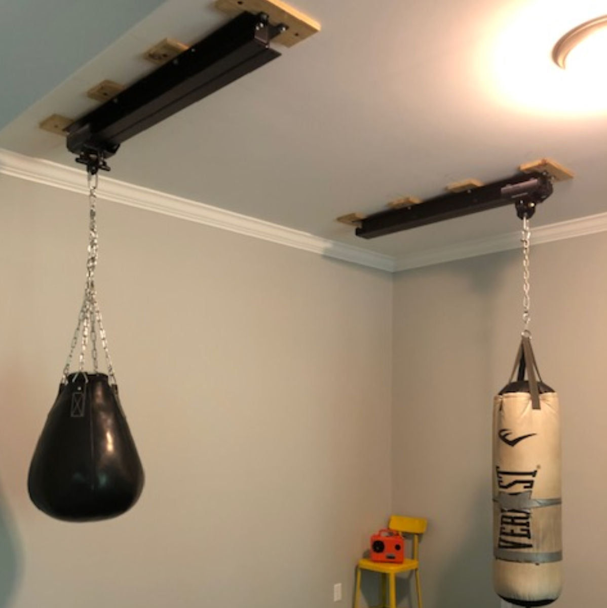 Everlast Wooden Beam Heavy Bag Hanger | Free Curbside Pick Up at DICK'S